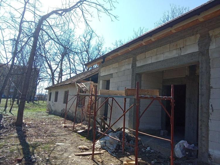 Spațiu comercial, de 409 mp, în Nicula