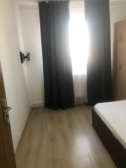 Inchiriez apartament 2 camere Pitesti Trivale etaj 4 - 3