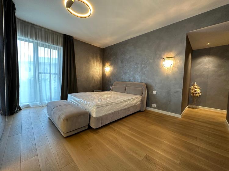 Apartament cu 4 camere în Herăstrău