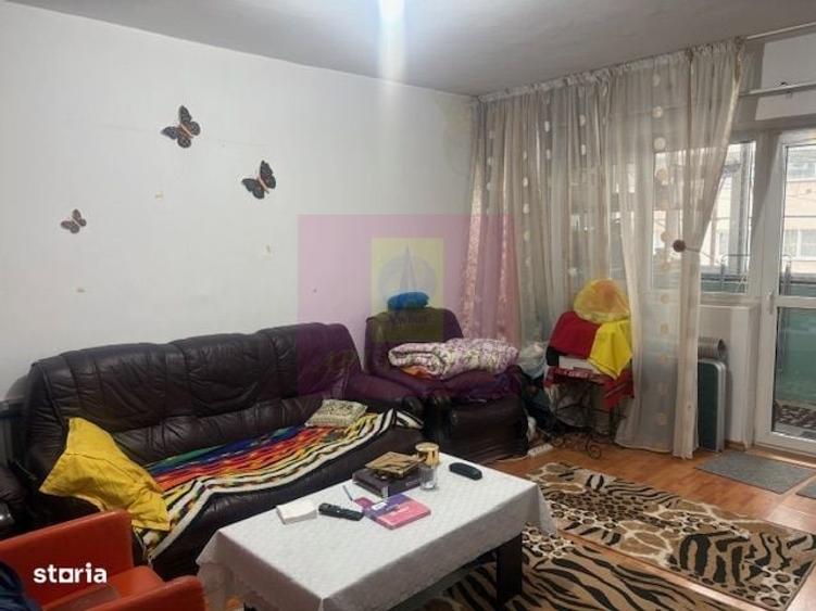 Apartament cu 3 camere decomandat în Morarilor