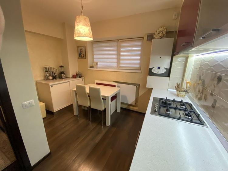 Apartament cu 2 camere decomandat în Sfântu Ilie