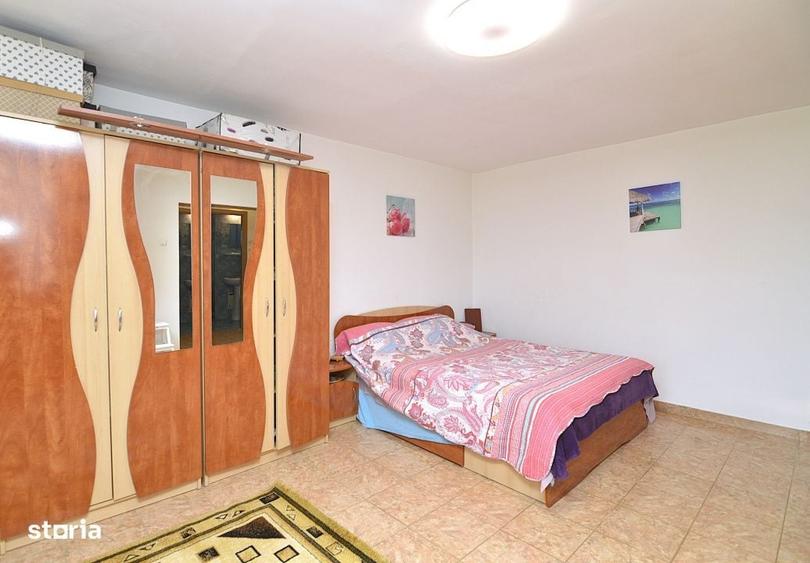 Garsonieră decomandată în Decebal