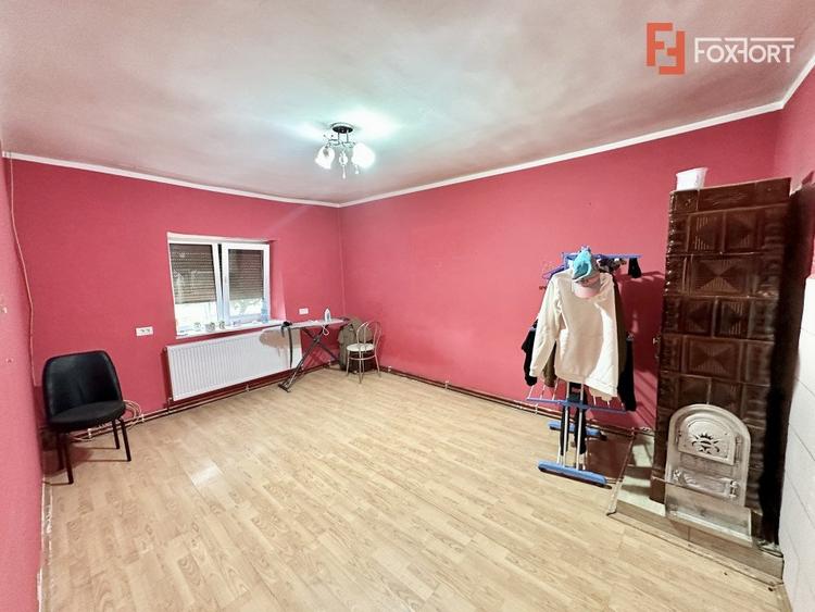 Casă individuală cu 4 camere cu Canalizare în Urseni