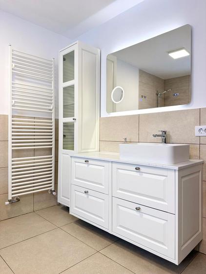 Apartament cu 3 camere decomandat în P-ța Unirii