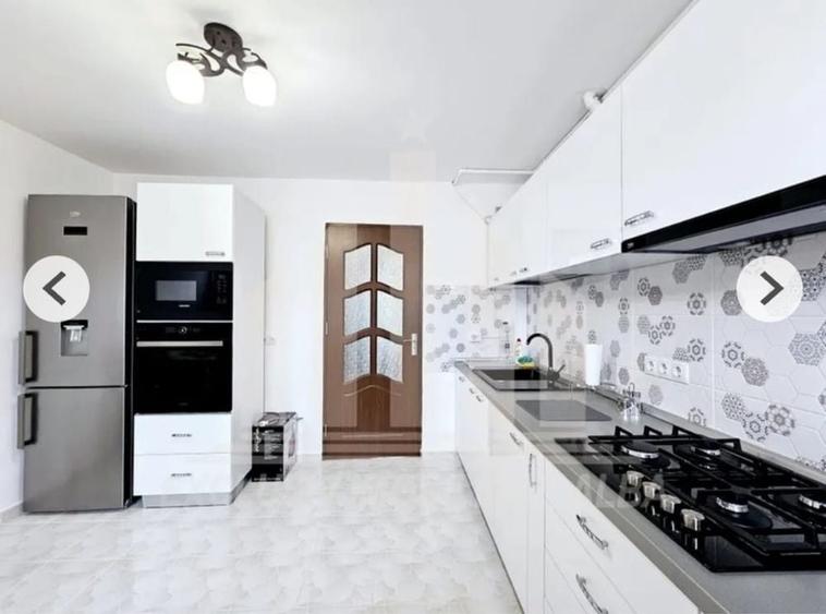 Apartament cu 2 camere decomandat în Cetate