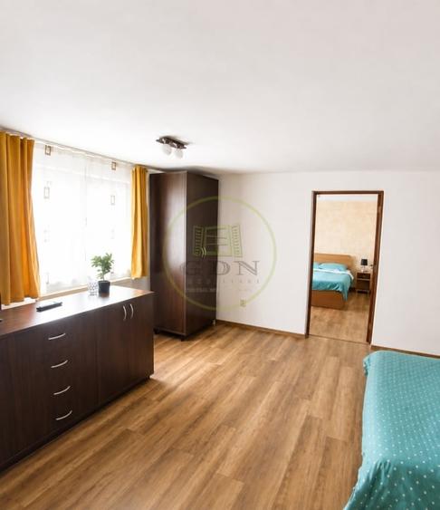 Apartament cu 3 camere semidecomandat, mobilat în Trei Stejari