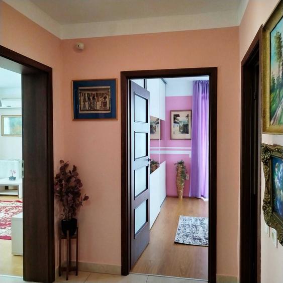 Apartament cu 2 camere decomandat în Florești