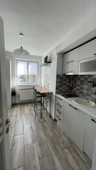 Apartament 2 camere, circular, 50 mp, centrala proprie, aer conditionat, Tomis 3 - 7