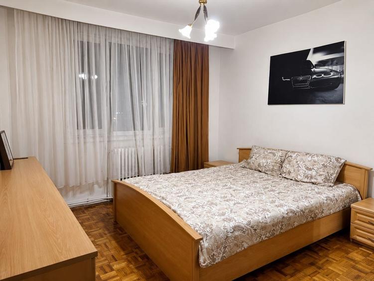 Apartament cu 2 camere semidecomandat, mobilat în Central