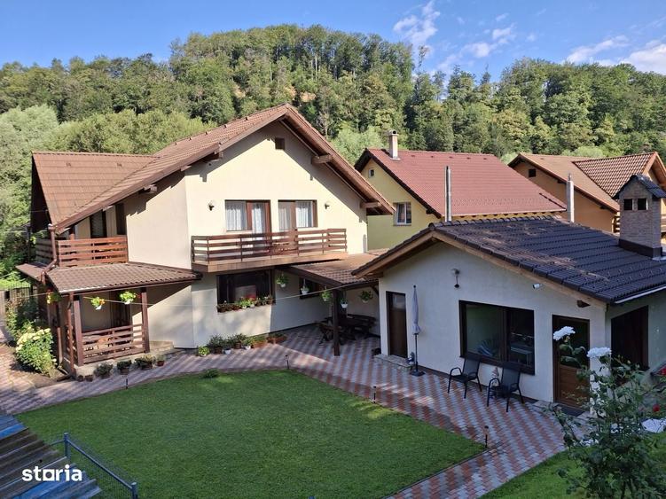 Casă cu 4 camere în Timișu de Jos