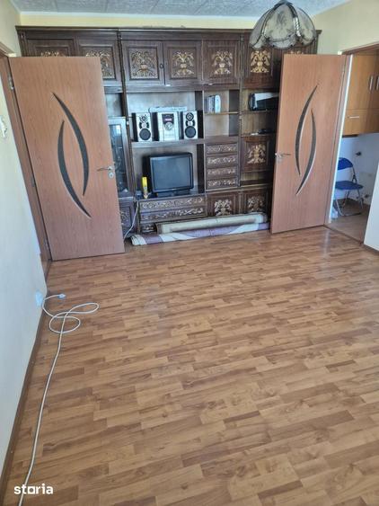 Apartament cu 2 camere decomandat în Pantelimon