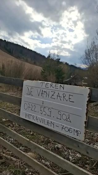 Teren de 716 mp, în Poiana Teiului