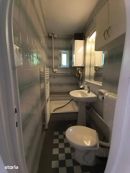 Apartament cu 6 camere în Domenii