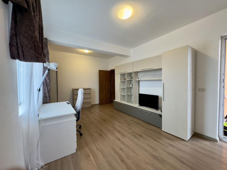 Apartament cu 2 camere decomandat în Giroc
