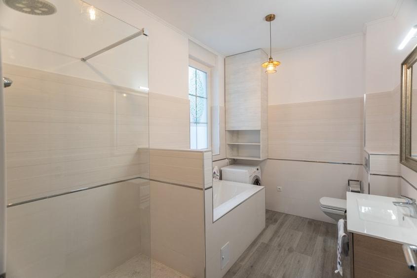 Apartament cu 3 camere decomandat în Calea Dumbrăvii