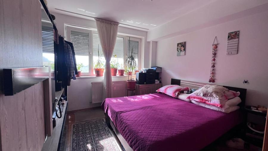 Apartament cu 2 camere semidecomandat în Crângași