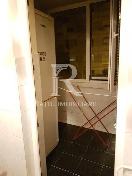 Apartament cu 3 camere decomandat, mobilat în Rogerius