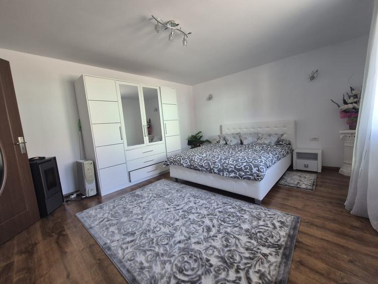 Casă individuală cu 3 camere cu Teren 746 Mp în Vingard