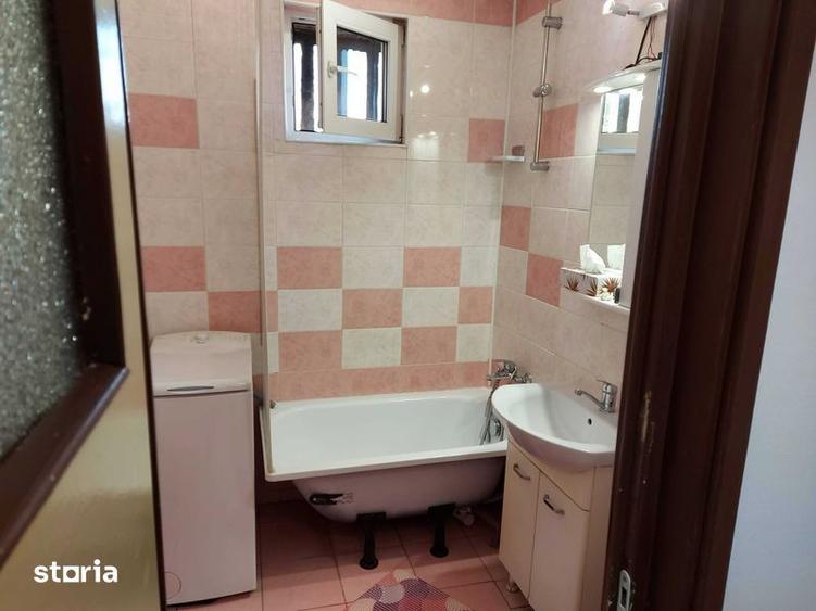 Apartament cu 3 camere semidecomandat, mobilat în Giulești