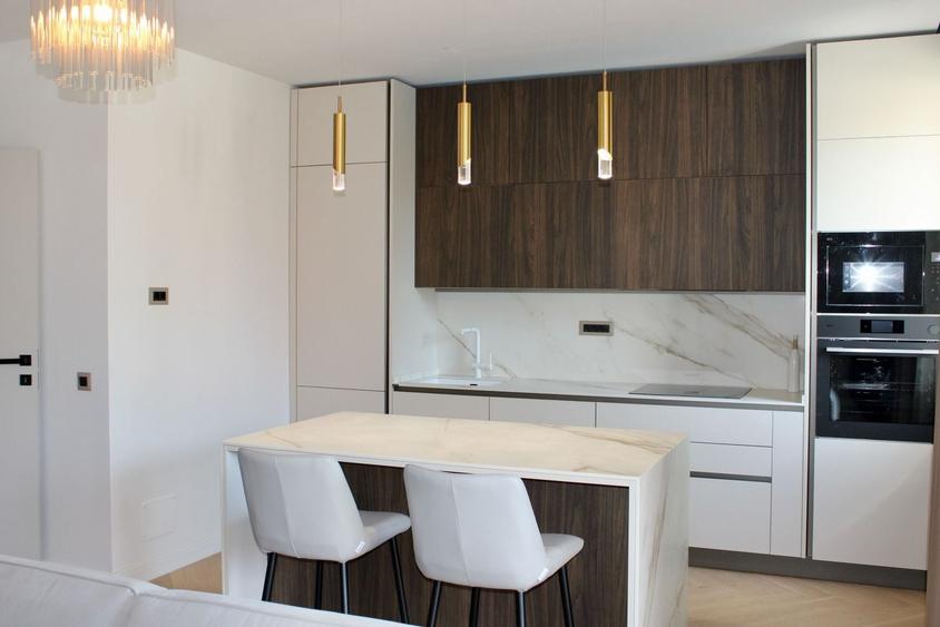 Apartament cu 2 camere, mobilat în Iancu Nicolae