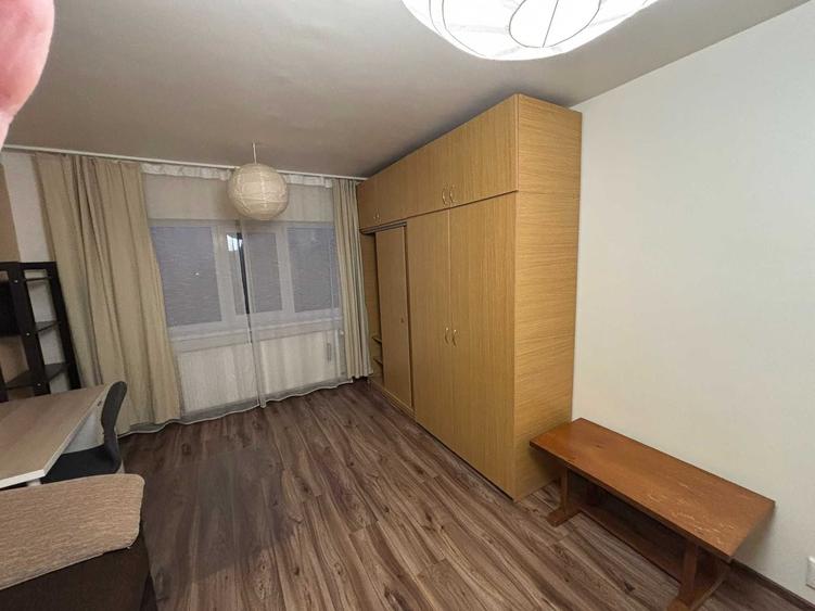 Apartament cu 2 camere decomandat în Lipovei