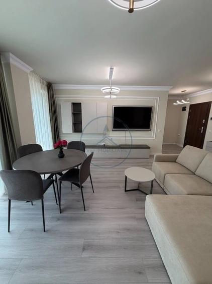 Apartament cu 2 camere decomandat în Central