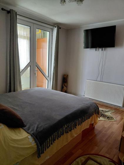 Apartament cu 2 camere semidecomandat în Micro 16
