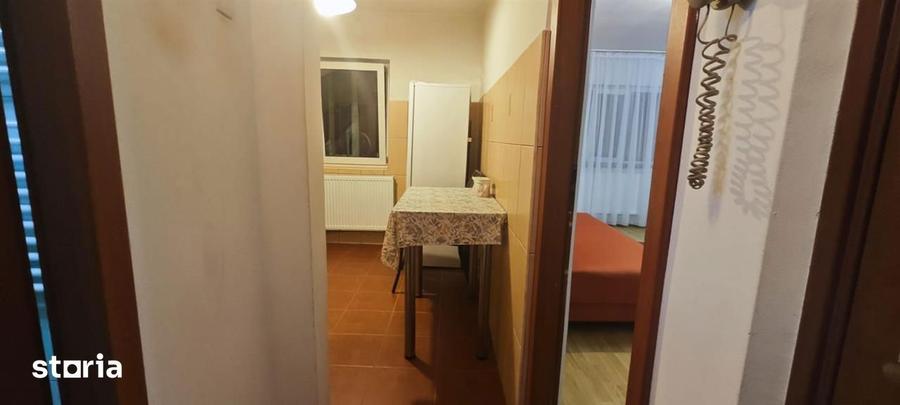 Garsonieră în Nicolina
