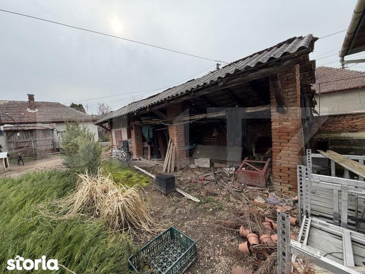 Casă cu 3 camere cu Teren 700 Mp în Central