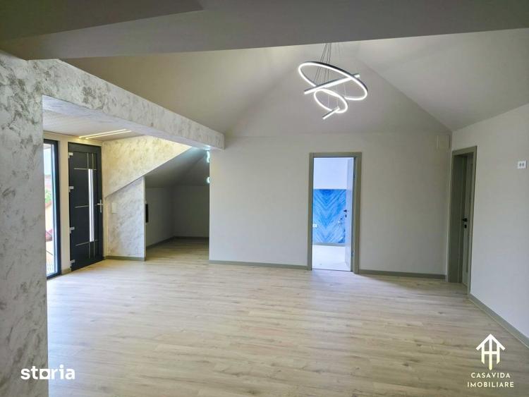 Apartament cu 3 camere în Coșteiu