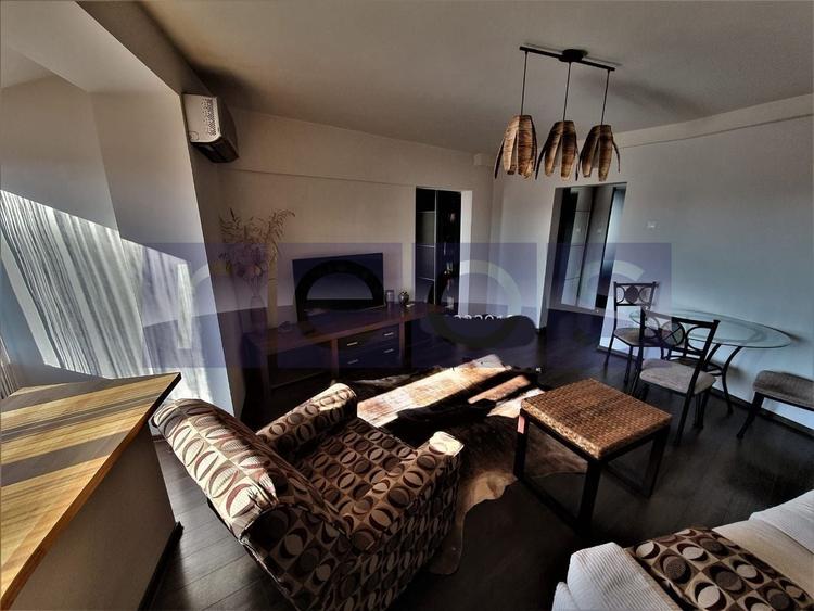 Apartament cu 3 camere semidecomandat, mobilat în Tineretului