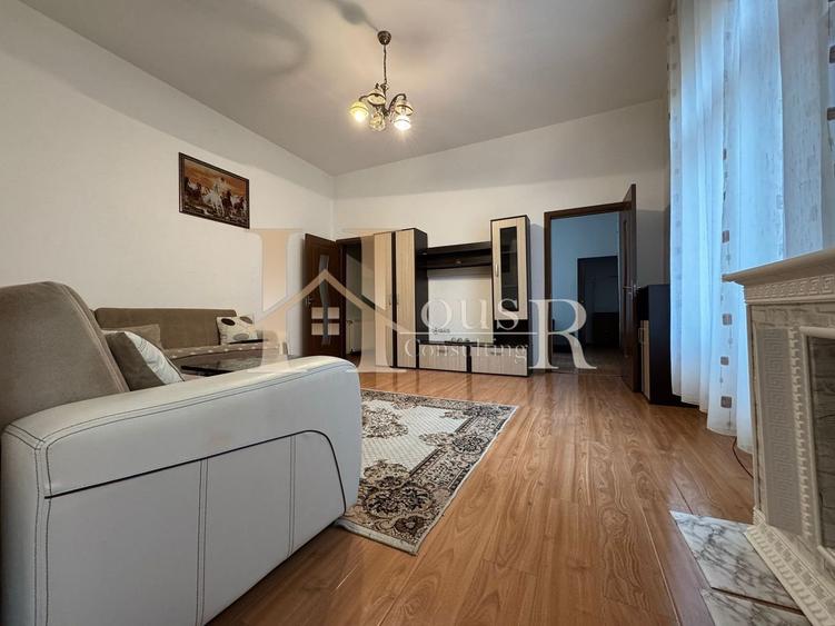Apartament cu 3 camere semidecomandat, mobilat în Central