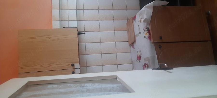 Garsonieră decomandată în Central