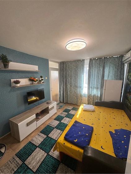 Apartament cu 3 camere decomandat în Tomis Nord