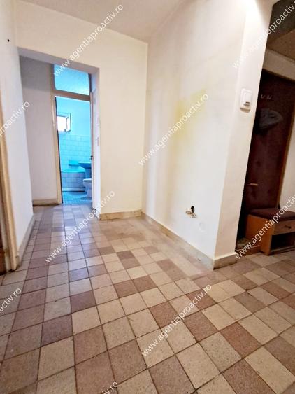 Apartament cu 2 camere decomandat în Mazepa 2