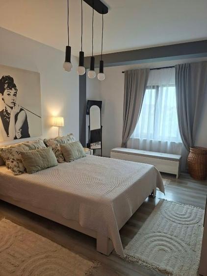 Duplex cu 4 camere cu Canalizare în Giroc