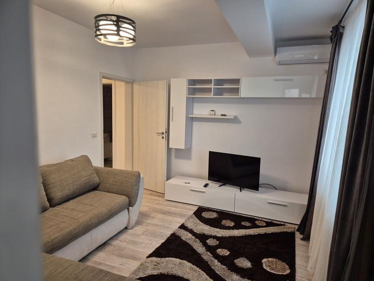 Apartament cu 2 camere decomandat în Olteni