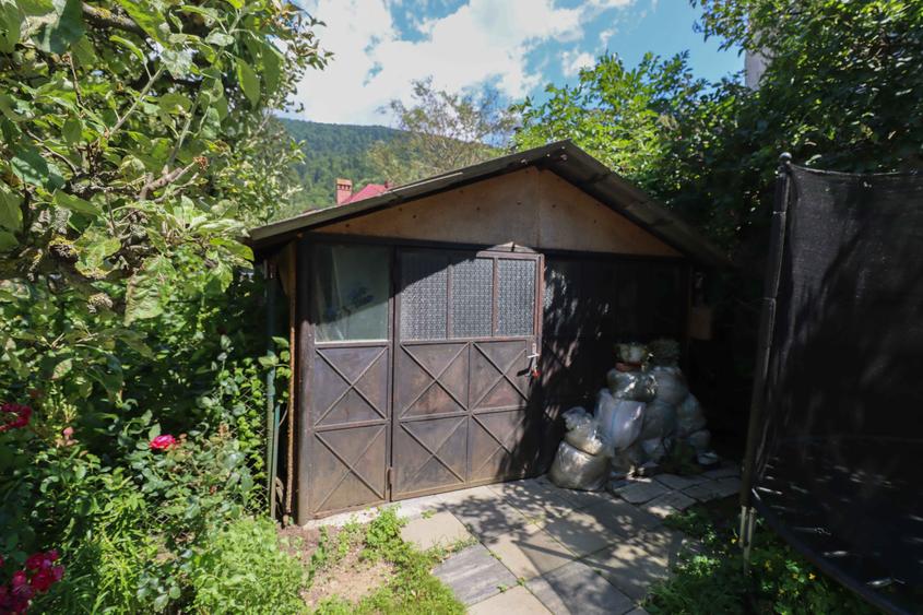 Apartament cu 3 camere decomandat în Sinaia