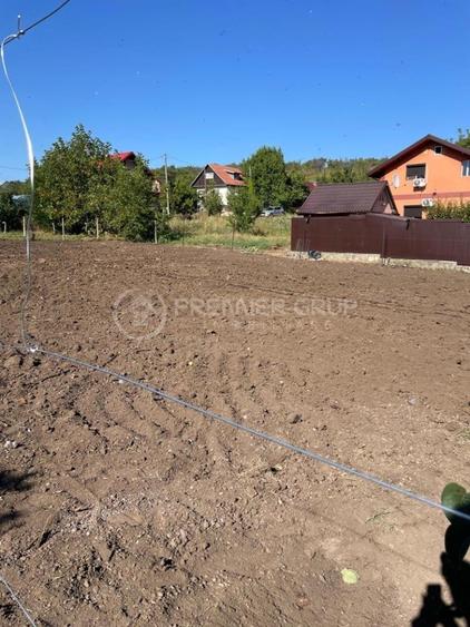 Teren Construcții intravilan de 451 mp, în Tomești