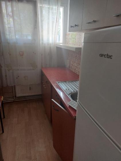 Vand apartament 2 camere cartier Astra - 6