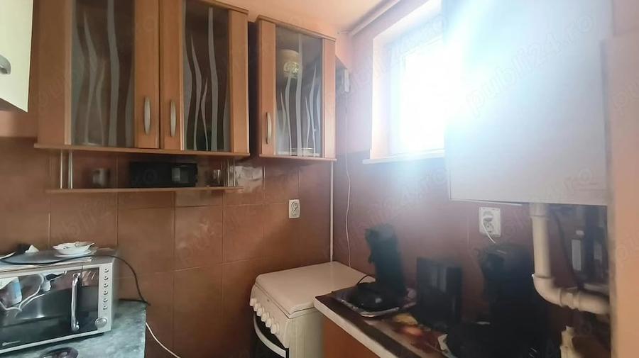 Apartament cu 2 camere semidecomandat în Dacia