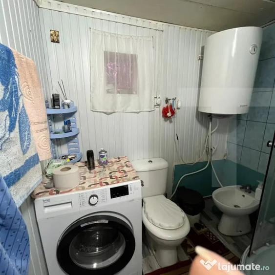 Casă cu 4 camere cu Teren 2853 Mp în Central