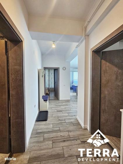 Apartament cu 3 camere, mobilat în Faleza Nord