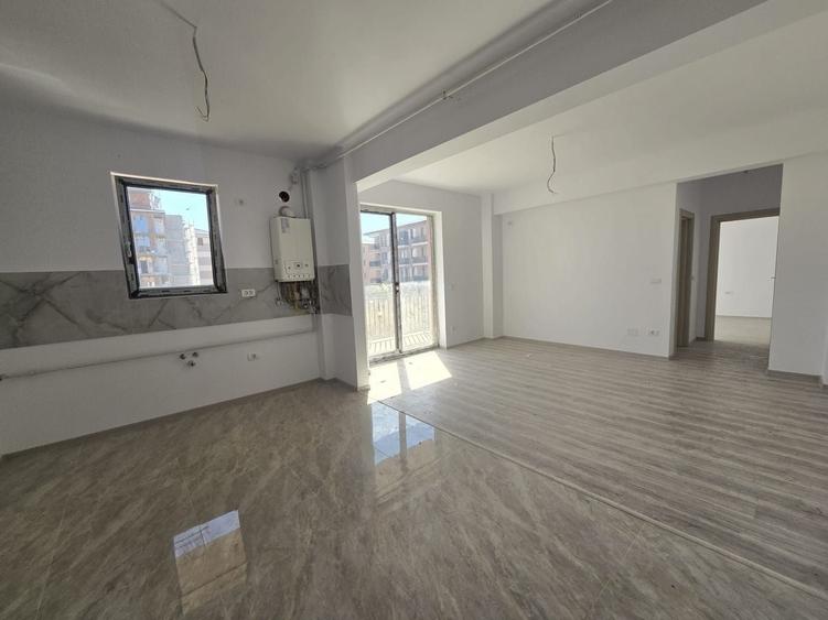 Apartament cu 2 camere decomandat în Girocului