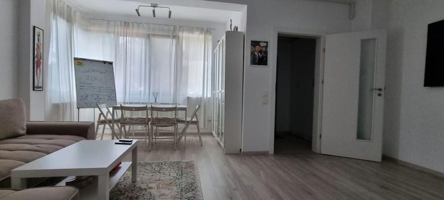 Casă cu 5 camere cu Canalizare în Nord