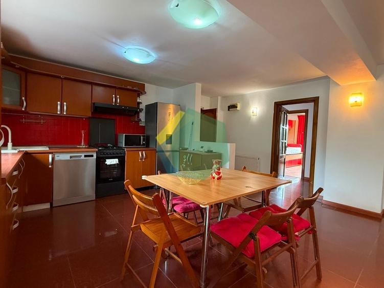 Apartament cu 4 camere în Central
