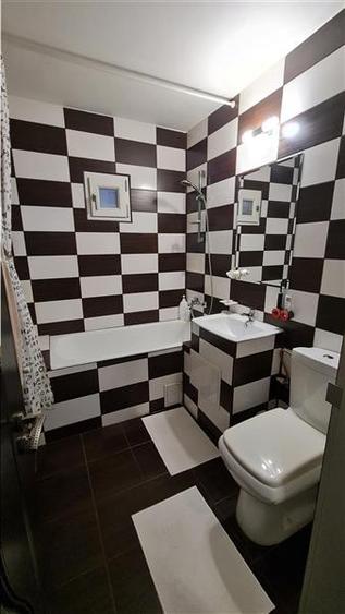 Apartament cu 2 camere semidecomandat în 1 Mai