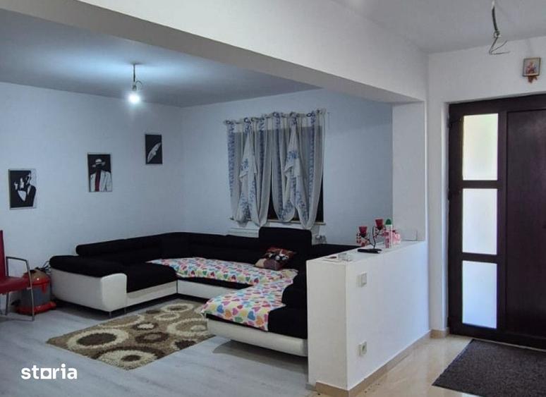Casă cu 3 camere cu Teren 450 Mp în Bârnova