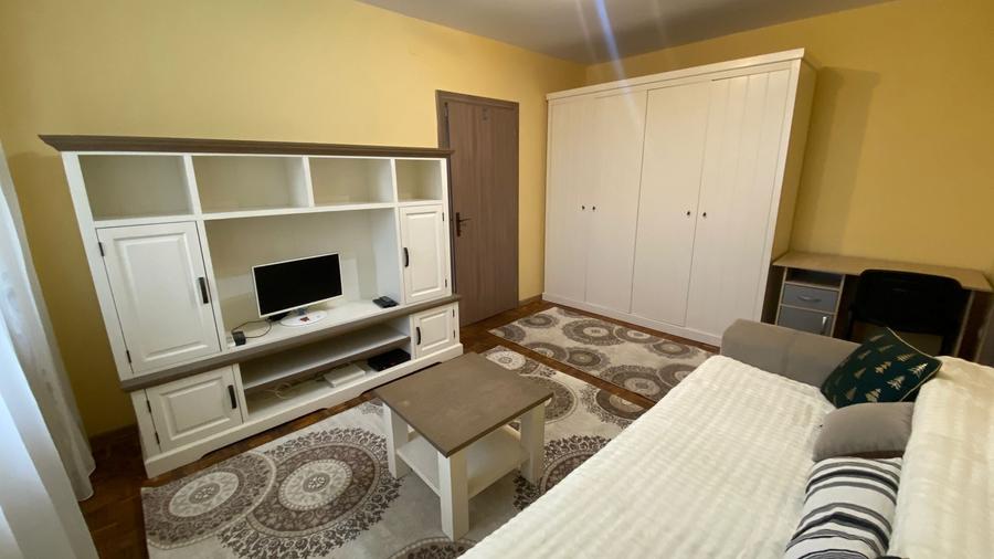 Apartament cu 2 camere semidecomandat în Gară