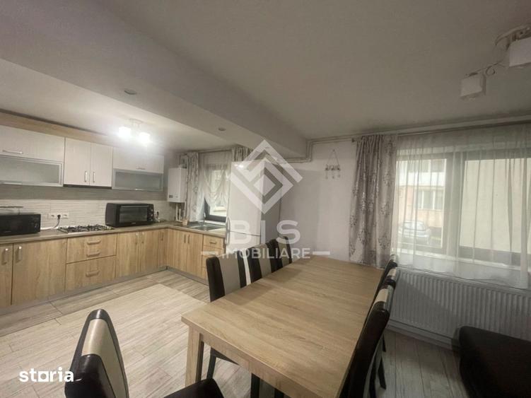 Apartament cu 5 camere în Calea Moldovei